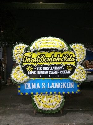 Papan Bunga Duka di Hargomulyo